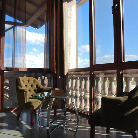 In Gyumri Hotell Exteriör bild