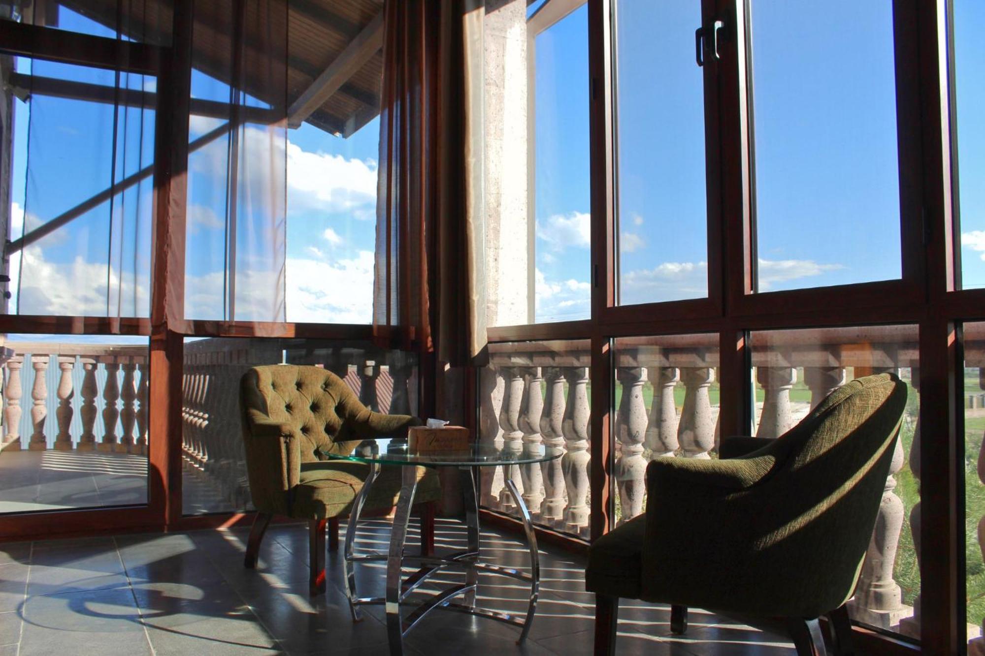 In Gyumri Hotell Exteriör bild