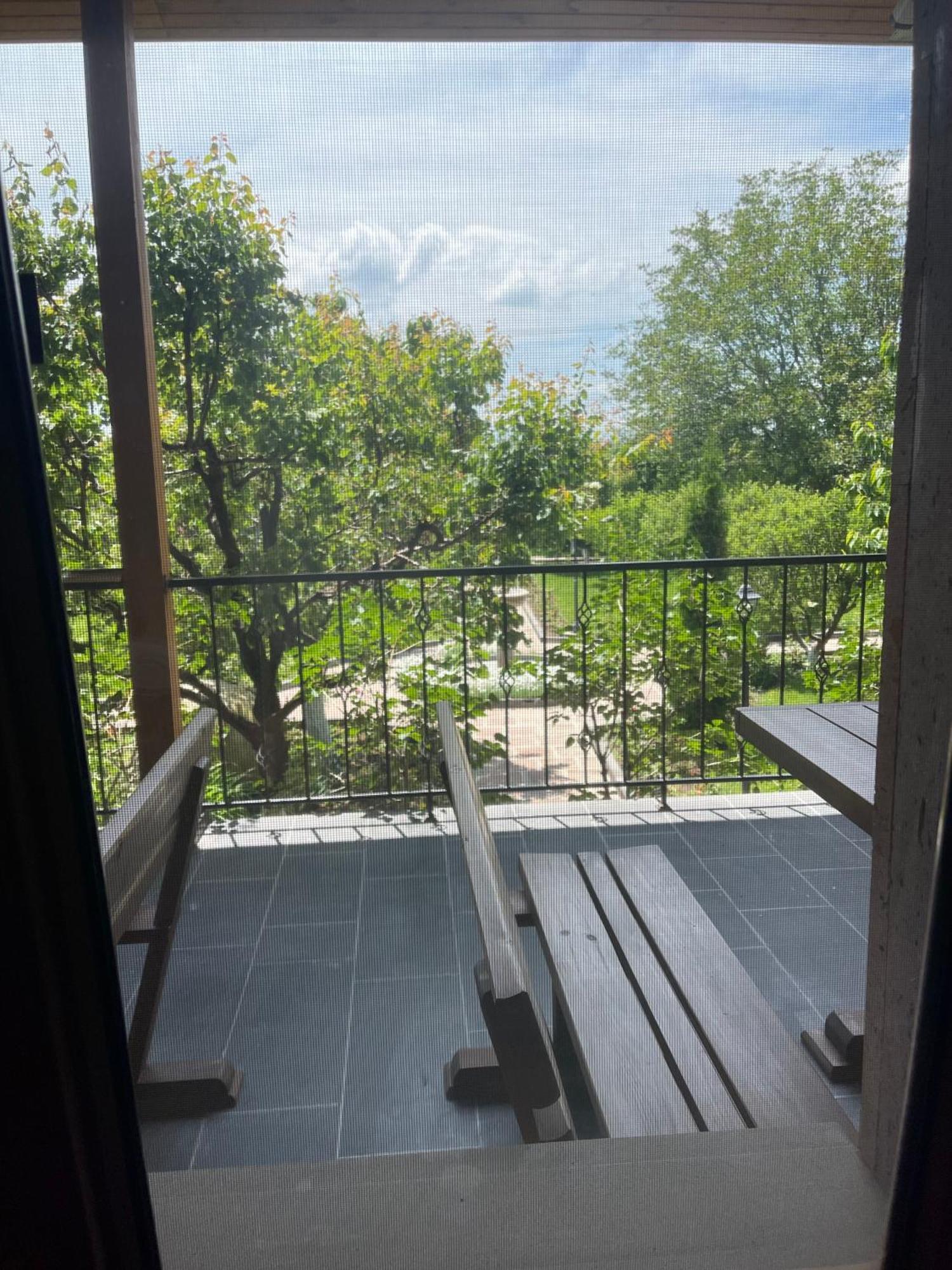 In Gyumri Hotell Exteriör bild
